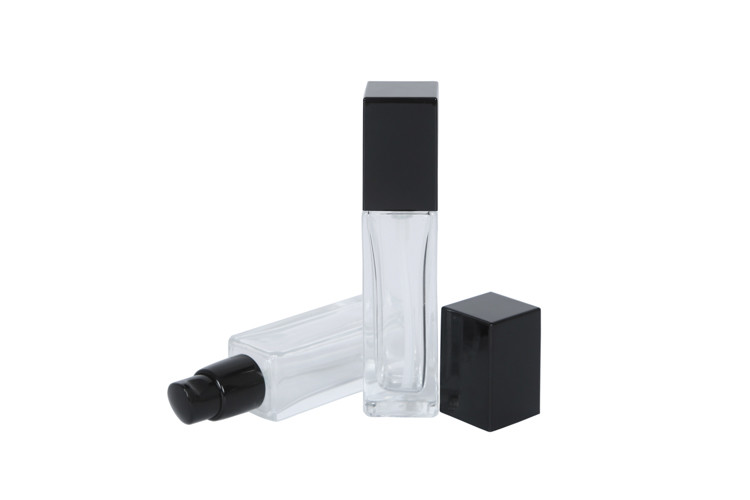 Empty Clear Square 30ml Foundation Sample Bottles Glass Emulsion With Black Pump Head