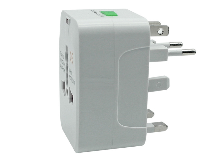 2 USB Port Charger Electric Plug Adapter , Universal World Power Plug Adapter