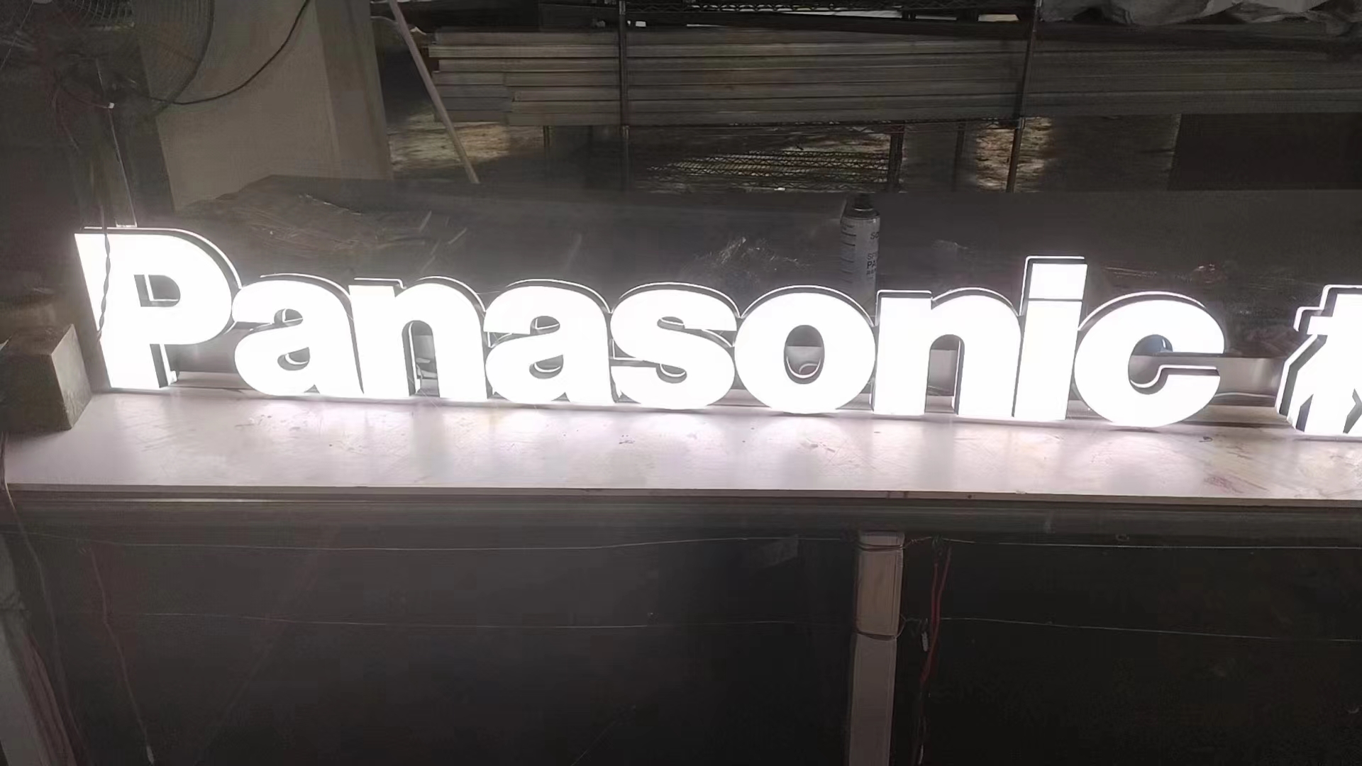 25C Customized Stainless Steel Interior Wall Letter Logo Sign for Advertising Display