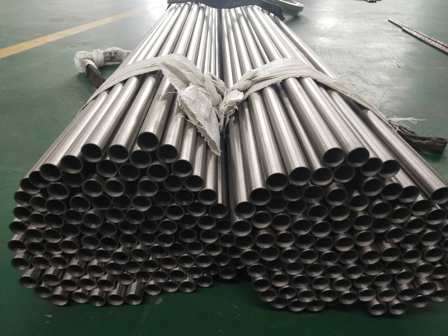 Monel 400 Round Incoloy 800 Nickel Alloy Pipe Stainless Steel Tube / Copper Nickel Pipe
