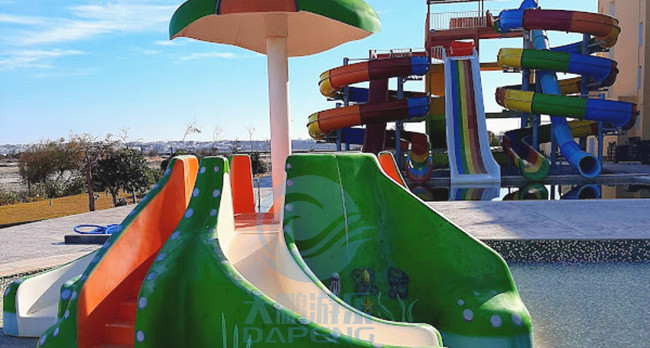 Hotel Aqua Park Fiber Glass Water Slide Combination Customized