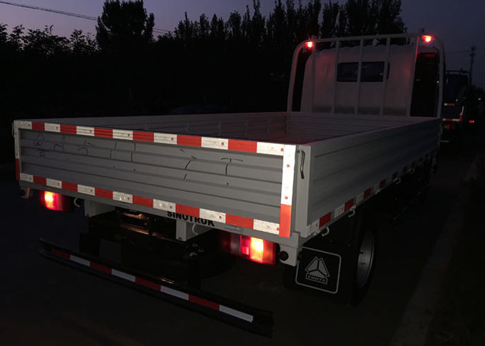 HOWO Light Duty Trucks 3-5 Tons , Construction Site Trucks ZZ1047D3414C145