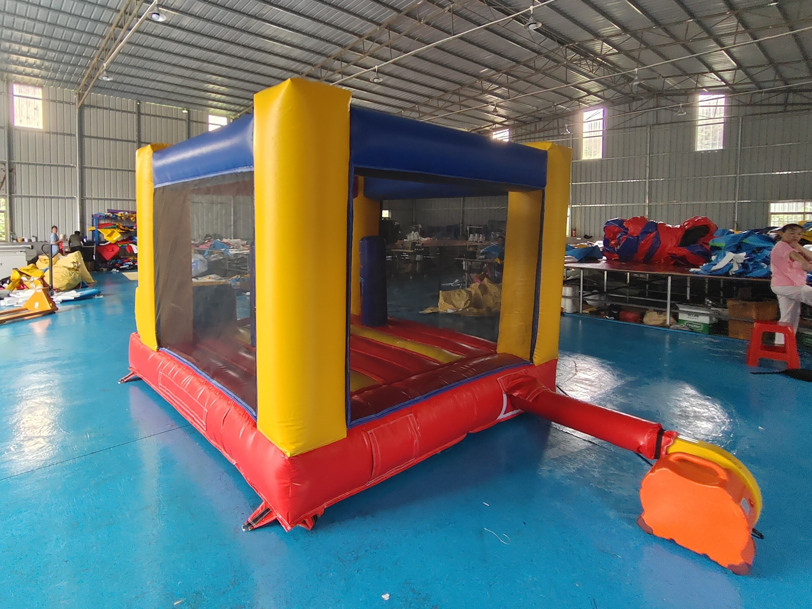 New Design Inflatable Bounce House Spiderman Hero Cartoon Inflatable Trampoline Jumping House Castle For Kids