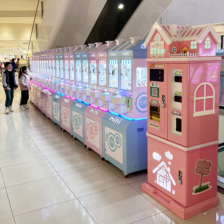 Children's 2-Person Mini Claw Machine Coin-Operated Arcade Game for Boutique Gift City