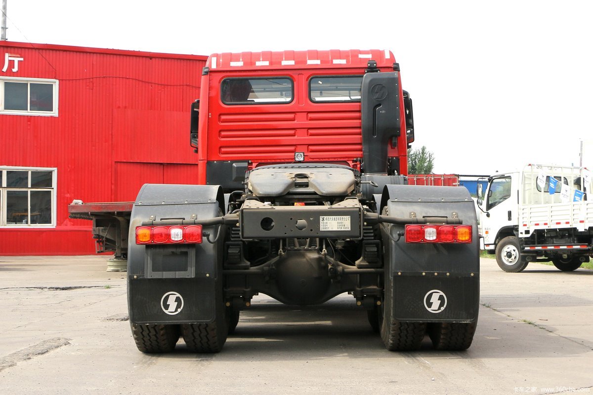 450HP Dongfeng Diesel Engine 6x4 Heavy Duty Semi Trailer Tractor Truck