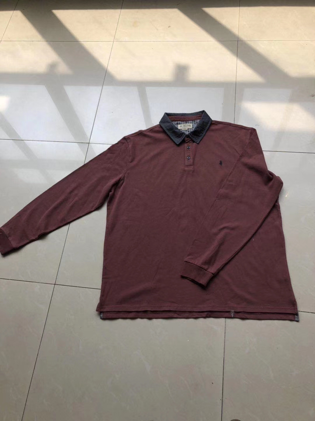 100% Cotton Men's Long Sleeves Polo Shirt Burgundy Navy Color Split On Bottom