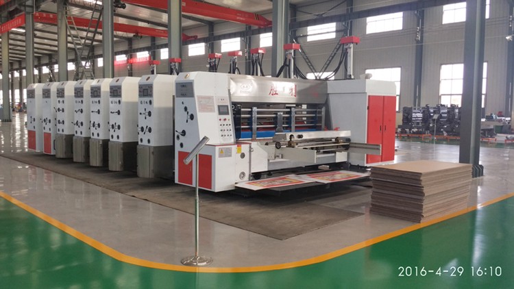Efficient Cardboard Box Printing Machine Easy Operation L5500*W4500*H2500mm