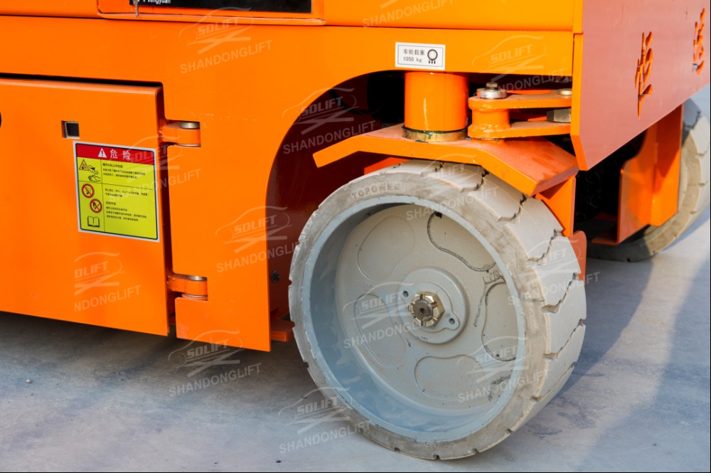 Electric Battery Power Scissor Lift Self - propelled Mobile Battery Aerial Lift
