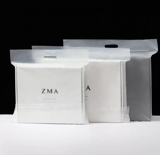 PE Shopping Single Layer Laminated Packaging Bags Transparent Plastic Bag With Handle