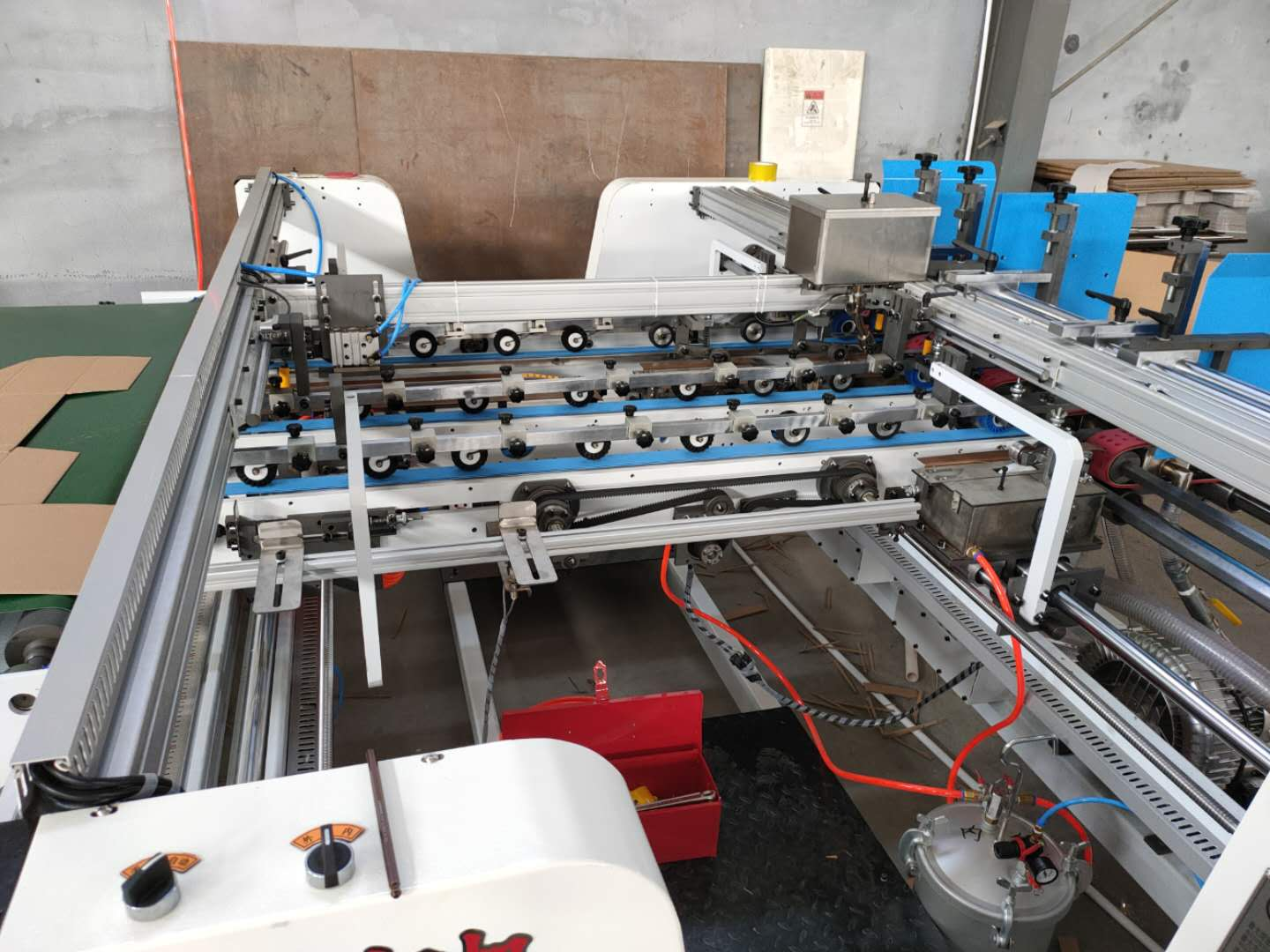 Double Piece Corrugated Carton Folder Gluer Machine For Sheet Pasting