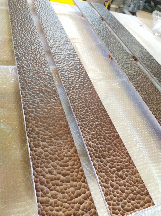 Latest Design Handmade Custom Wall Decorative Metal Plates 304 Stainless Steel Hammered Honeycomb Metal Sheet