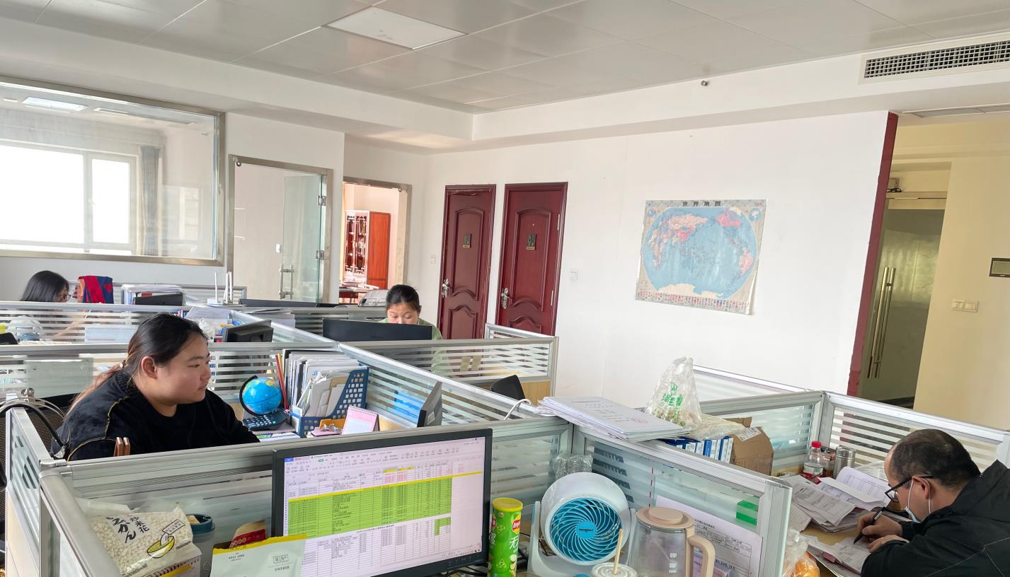 Customized refrigerated storage products freezer chamber