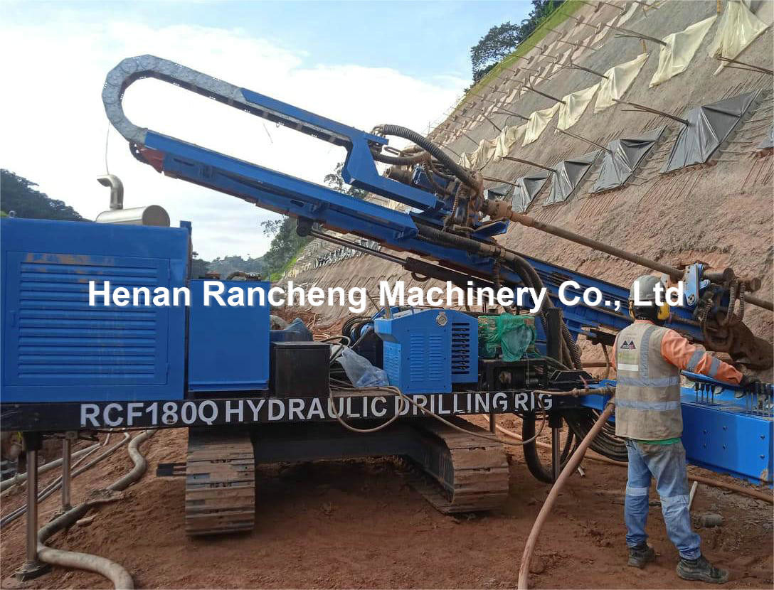 180m Depth Engineering Drilling Rig 125KW Engine Hydraulic Anchor Drilling Machine