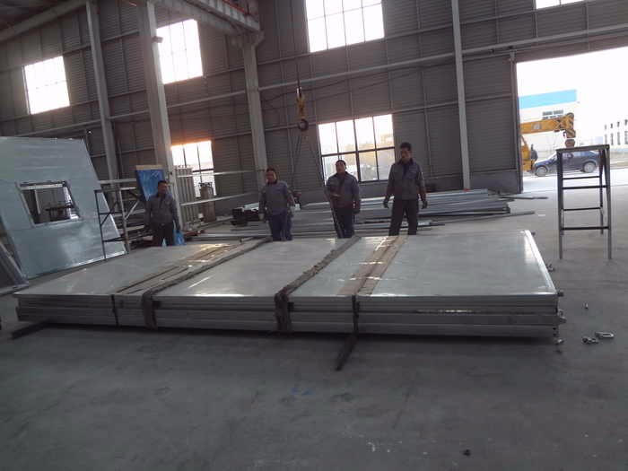 15 Foot Dry Van Shipping Container for Transportation External Dimensions 4550 x 2200 x 2260 mm Maximum Payload 5000kg