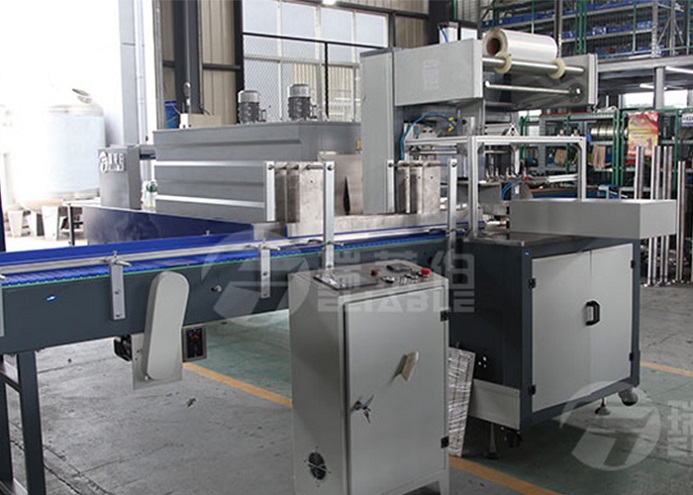 PE Heat Shrink Film PLC Programmable Bottle Packing Machine