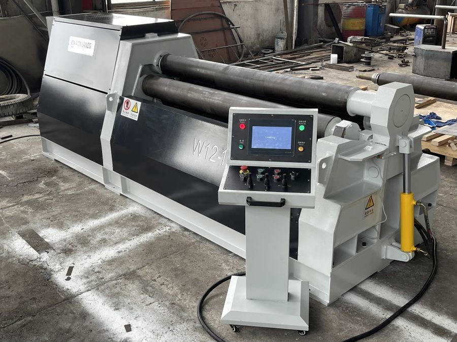 CNC Hydraulic 4 Roller Bending Machine With Removable Side Rollers PLC Control 11Kw