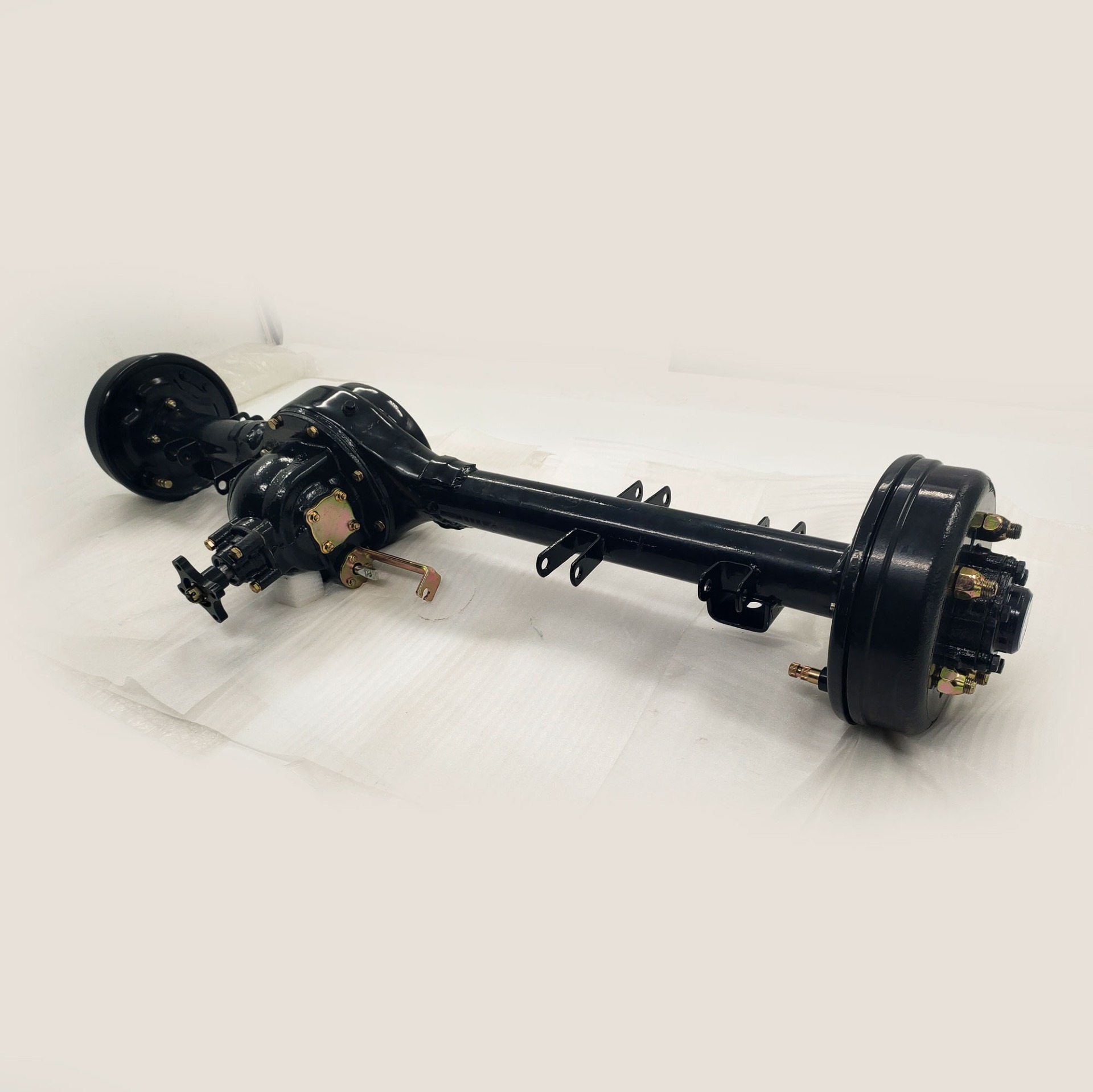 DAYANG 5th Generation Torque King Rear Axle with 220mm Brake Drum and 70mm Bridge Tube