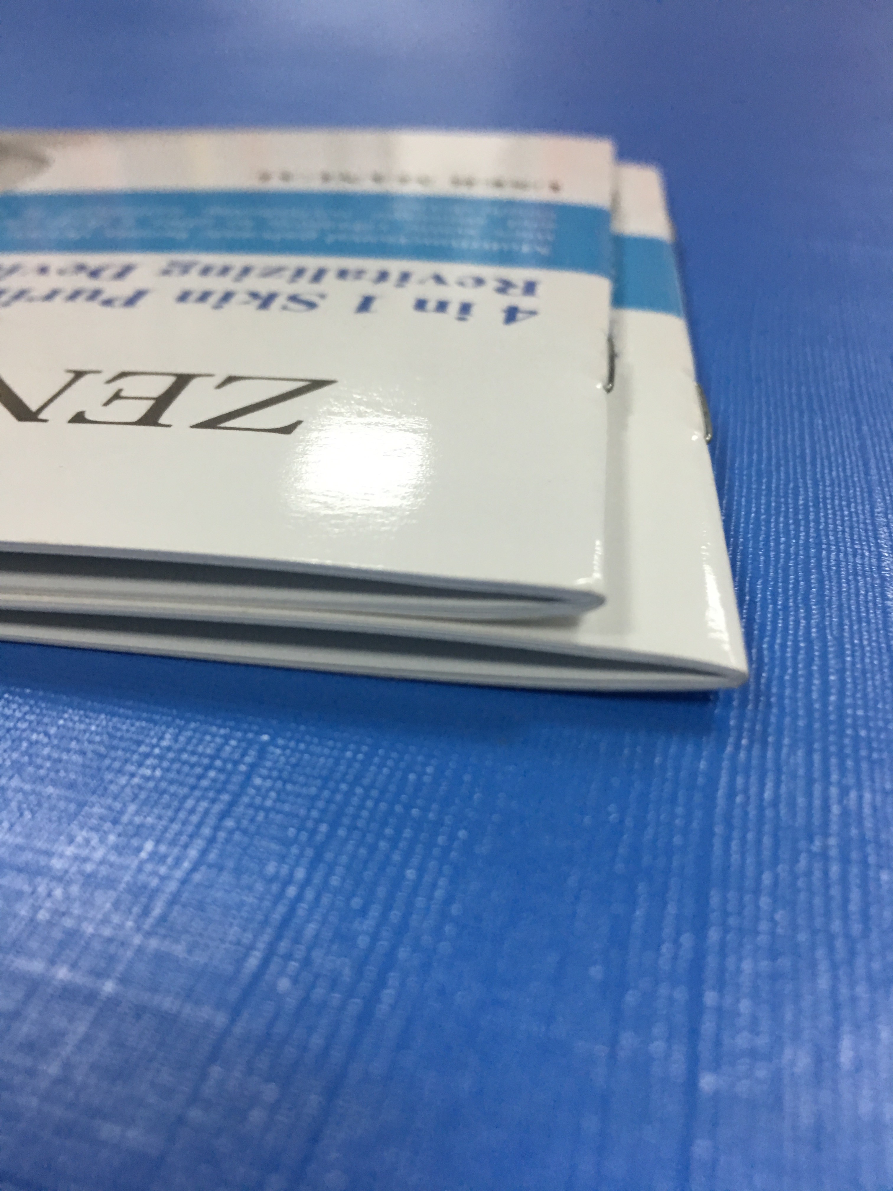 PVC Laminated Flyer Printing Custom Saddle Stitching With Custom Size Sewing Binding