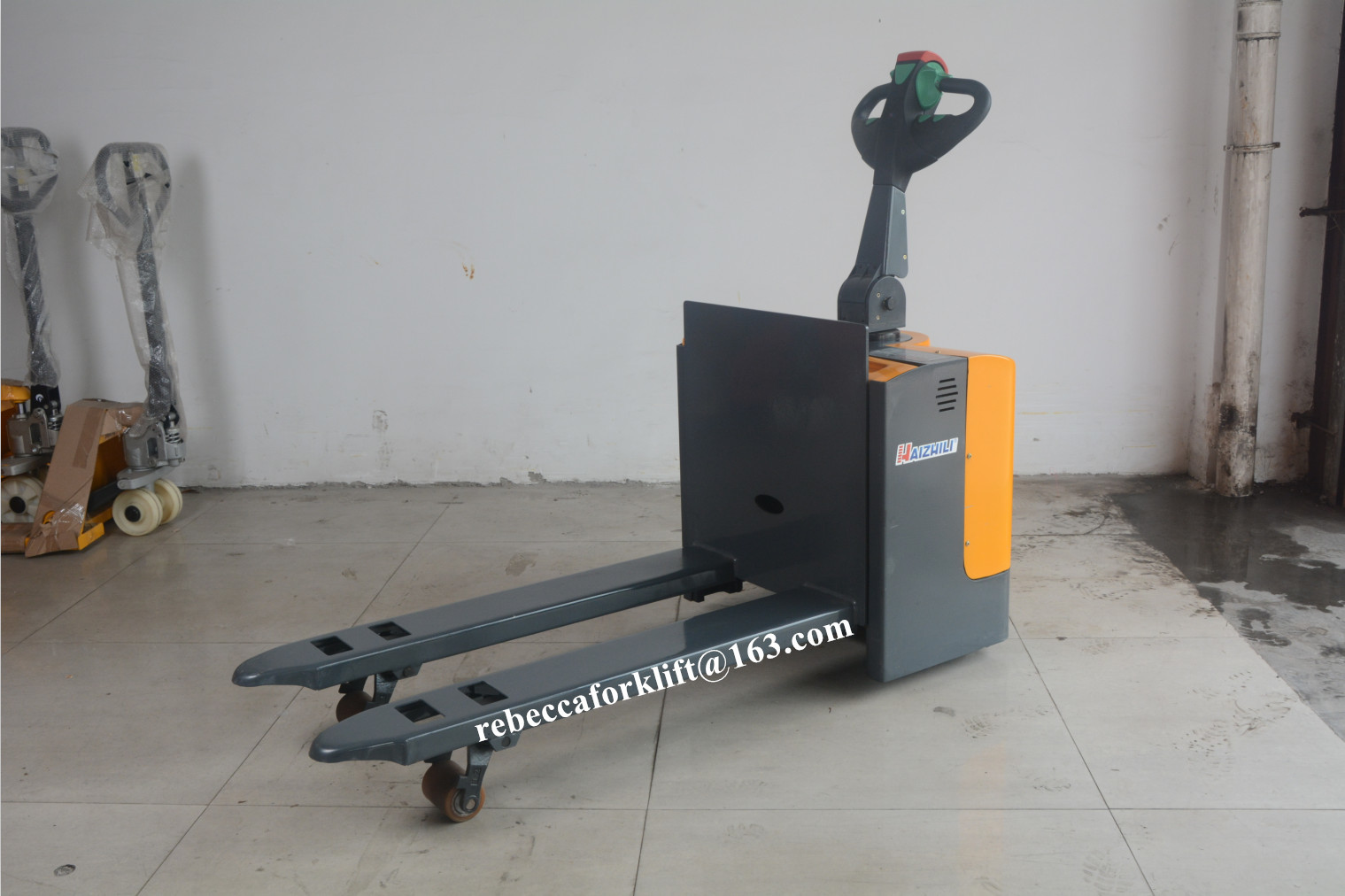 High Performance Industrial Pallet Truck 1.5 Ton Motorised Type Comfortable Operation