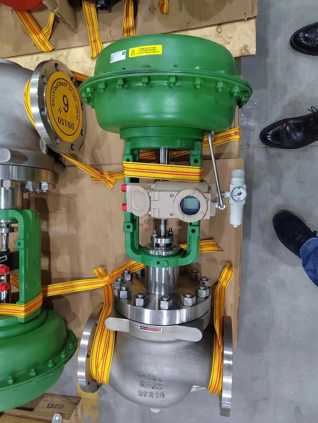 Globe Control Valve Pneumatic On/Off Globe Valve With Electric Pneumatic Actuator