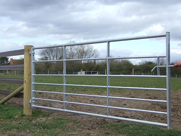 corral and horse panels 5ft height x 12ft length