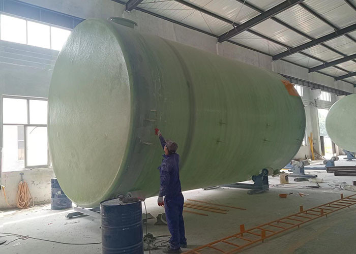 Vertical Cylindrical Liquid Frp Water Storage Tank 16000 Gallon Chemical Resistance