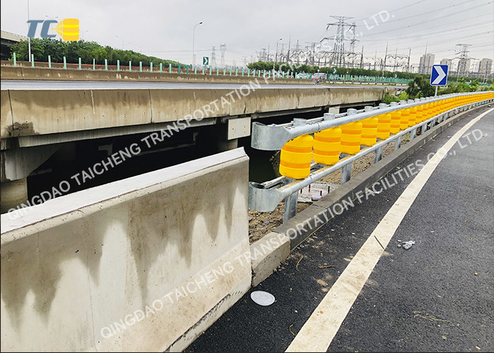 Advanced Technology Rolling Guardrail Barrier Impact Resistant