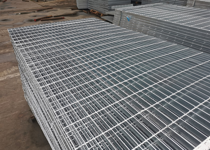 1000mm×6000mm Hot Dip Galvanized Steel Sidewalk Skid Resistance Welded Steel Grating