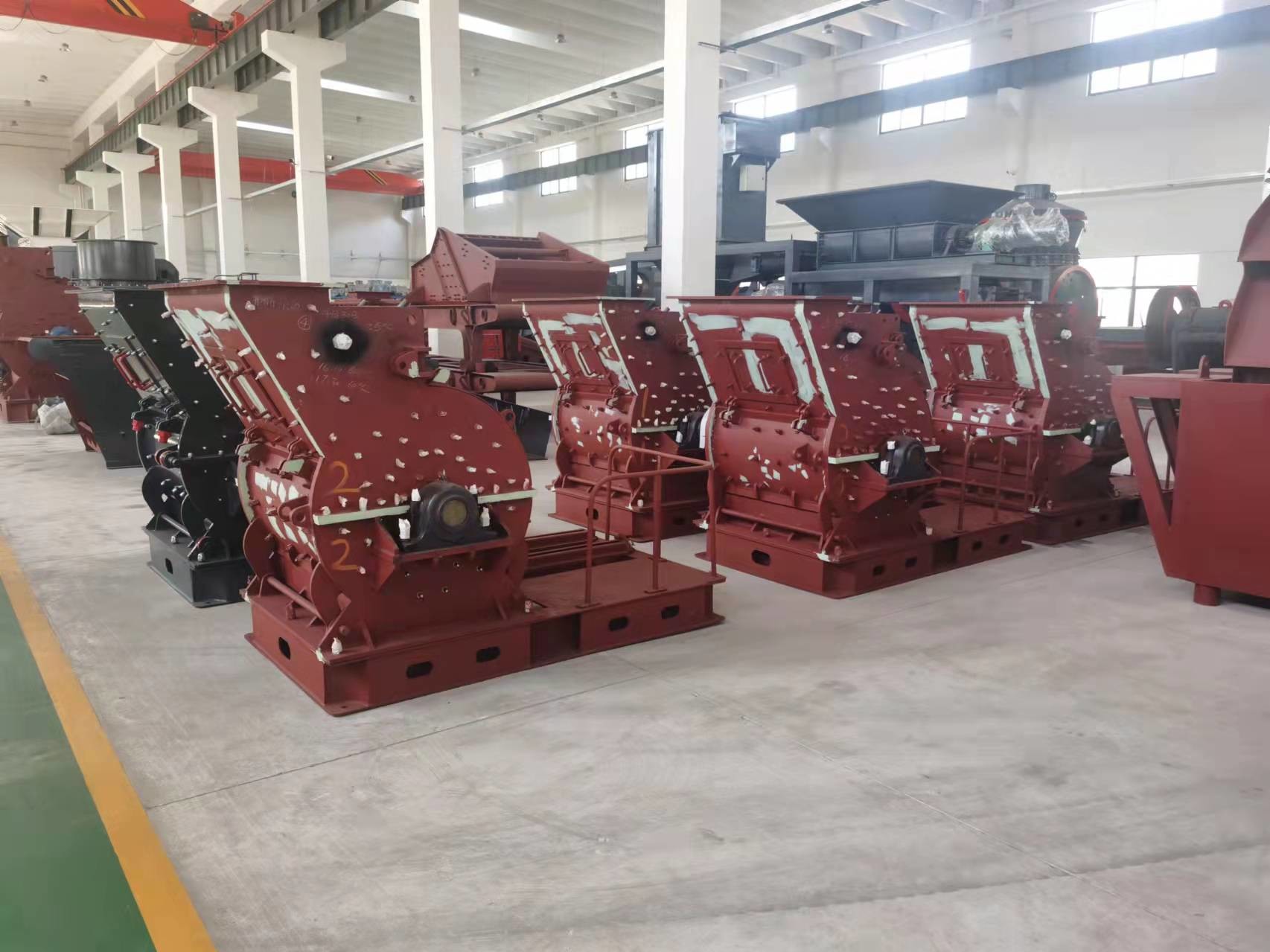 Coarse Mill Coal Hammer Crusher Machine 1000 TPH Widely Used Mining European Type