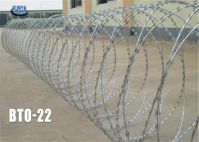 1.4mm Hot Dipped Single Razor Barbed Wire Blade Fencing Bto-22