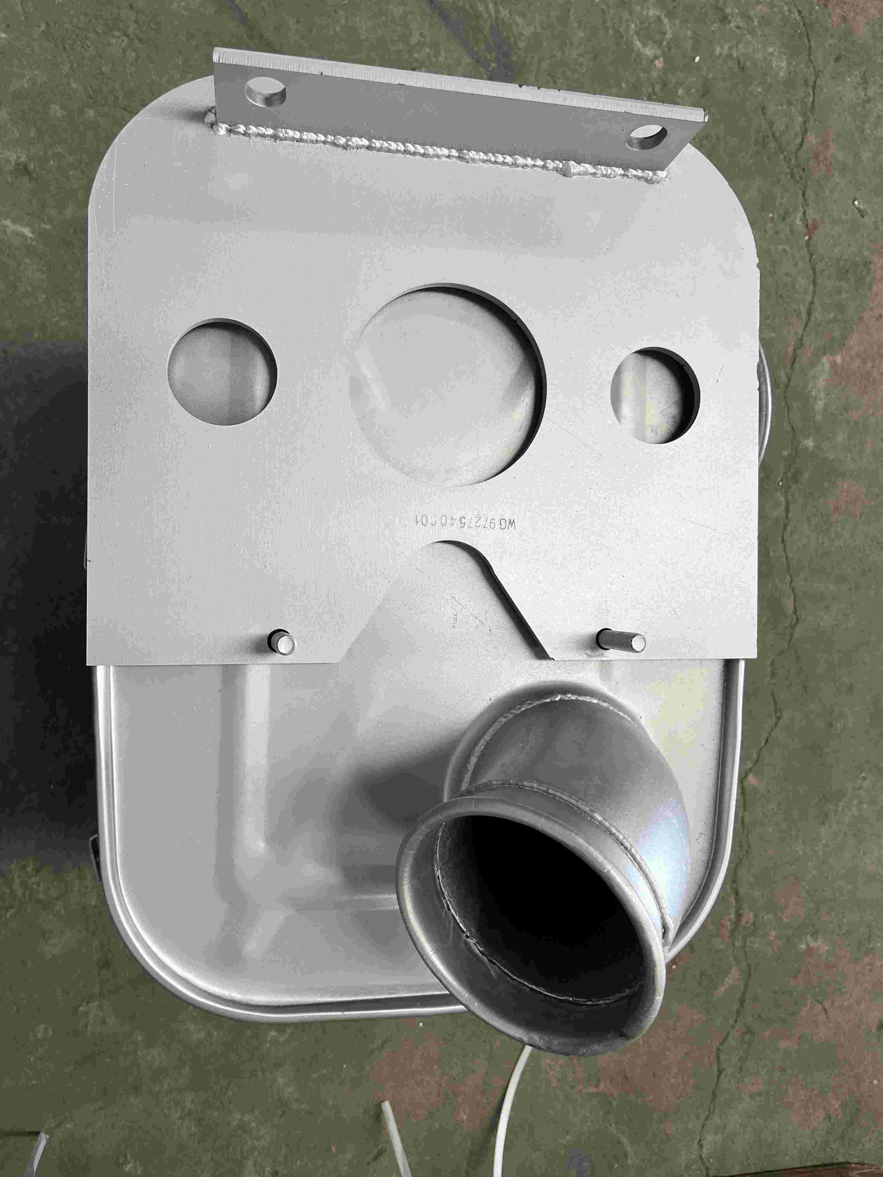 WG9727540001 Muffler Sinotruck HOWO Dump Truck Spare Parts WD615 Engine