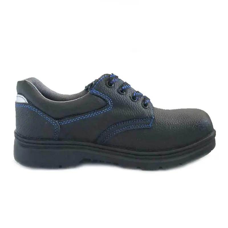 Lightweight Slip Resistant Shoes Waterproof Rubber Safety Shoes For Autumn