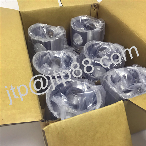 4D55 Cylinder Diesel Engine Piston MITSUBISHI MD182601 ( R ) MD182607 ( L ) With Inner Cooling
