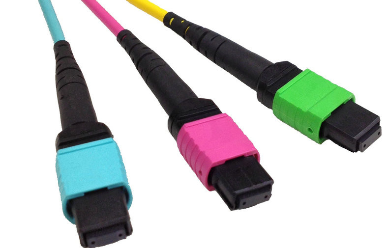 High Density 12 fibers and 24 fibers MTP to MTP Low Loss Patch Cables Assembly