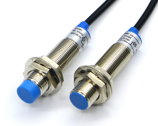 LM12-3004PA kampa magnetic capacitive proximity sensor