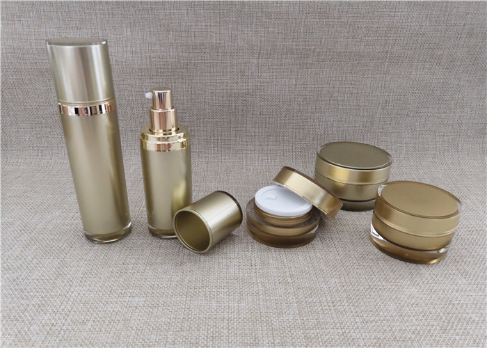 Golden Round Plastic Cosmetic Jars 50g acrylic Makeup Containers Double Wall