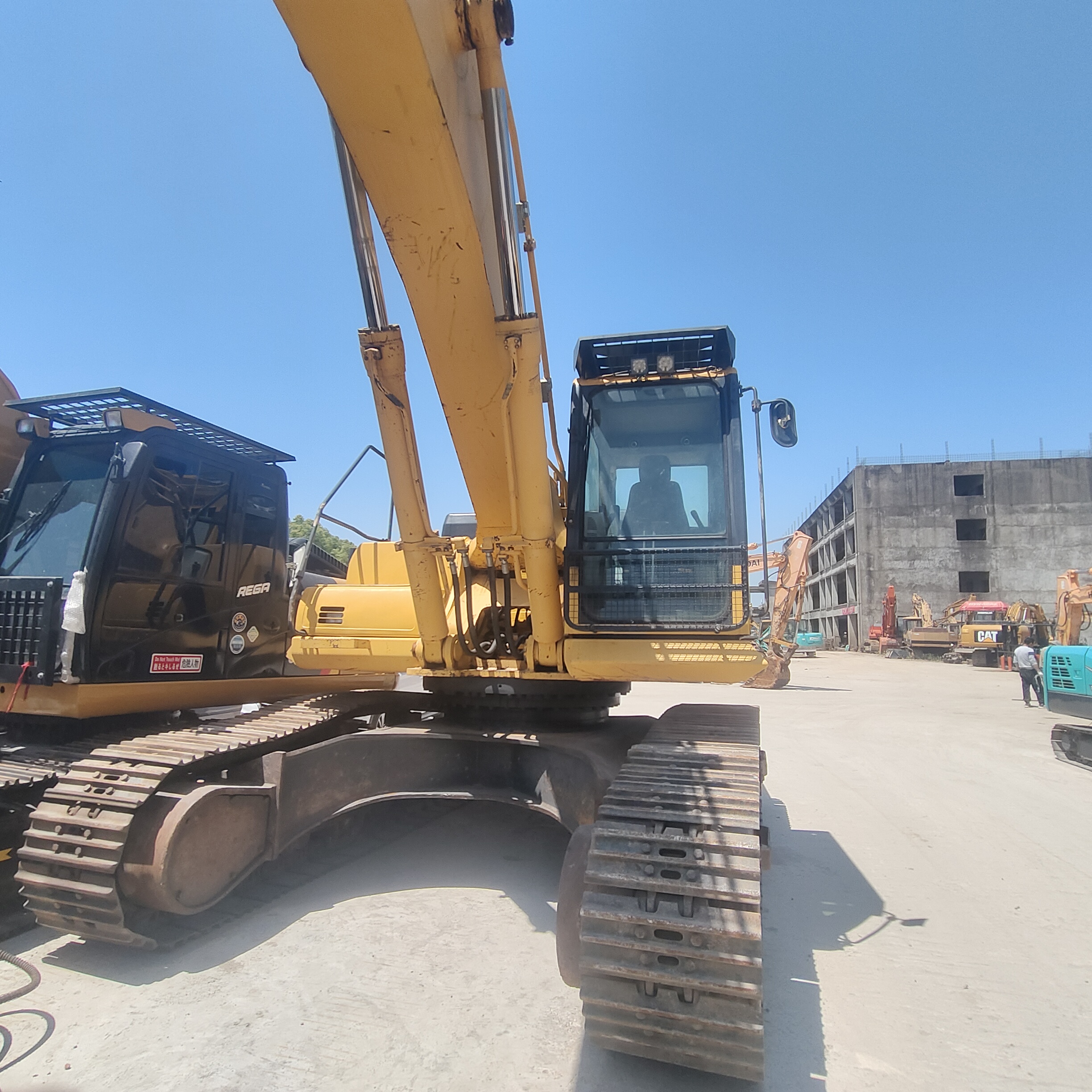 Original Japan Used Komatsu PC400 PC450 Excavator with Operating Weight 41.4 Ton