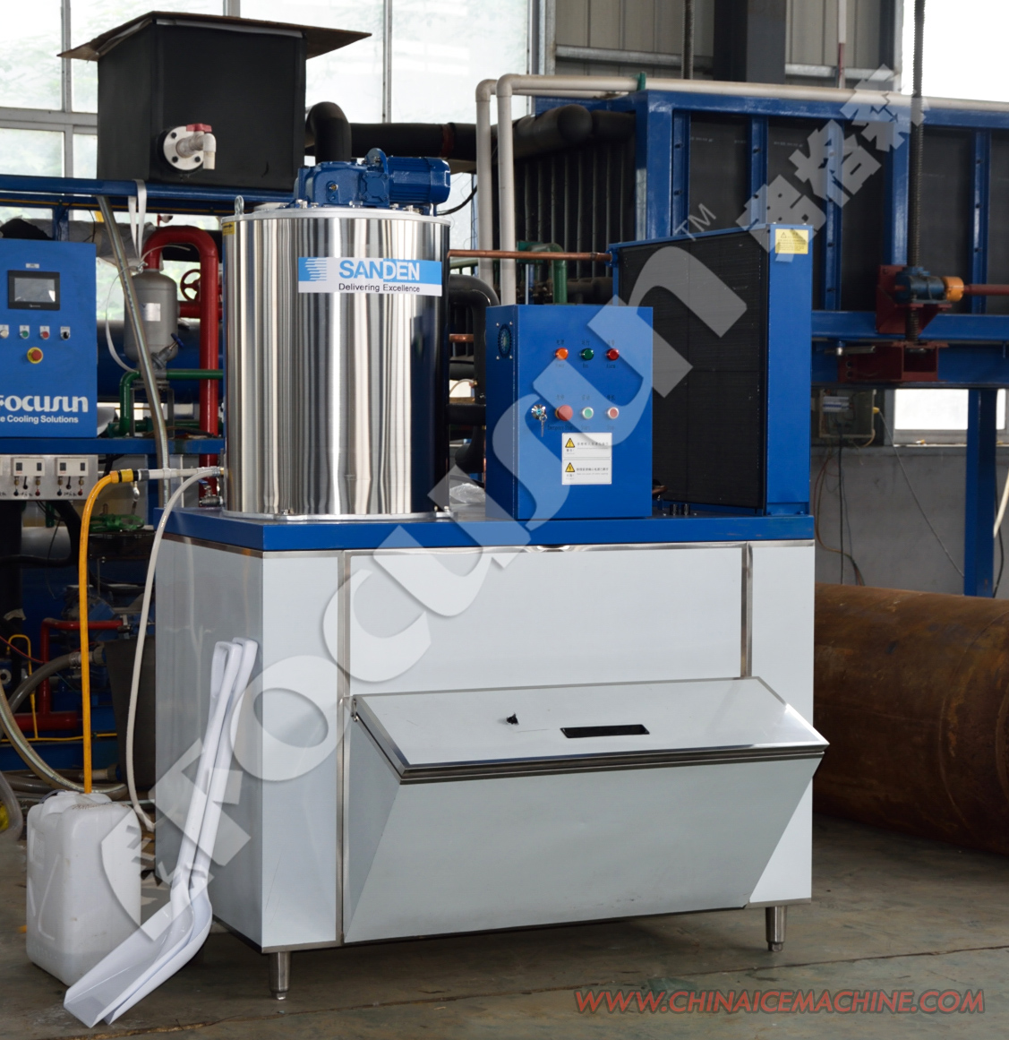 Compressor Fresh Water Flake Ice Machine With 380V/3P/50HZ 60hz Power Supply