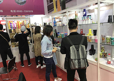 FDA PP Plastic Cup In Mould Label Printing , Iml Plastic Containers