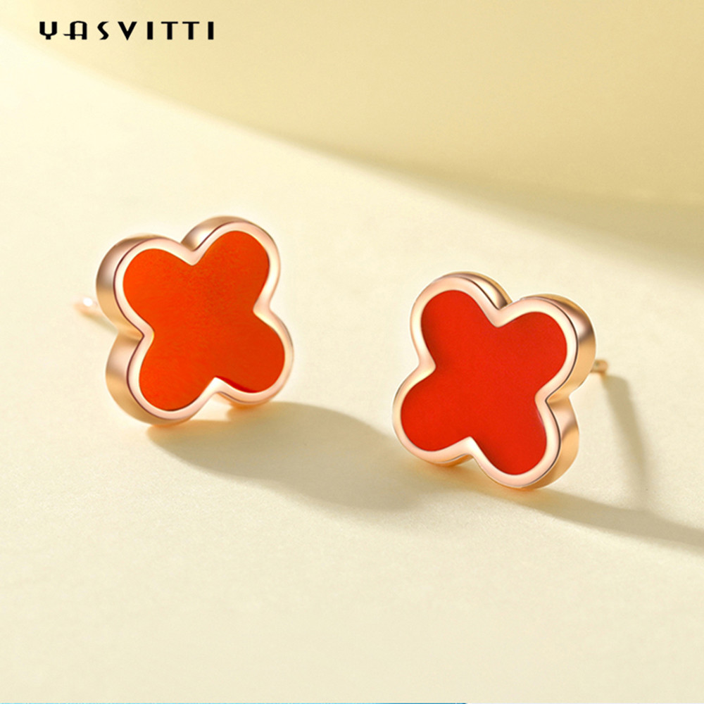 0.39in 2 Gram Black Clover Earrings 18k Plated Sterling Silver Hypoallergenic Studs