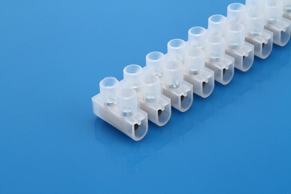 U Type 12 Poles Plastic Terminal Block Connector For Electrical Connection