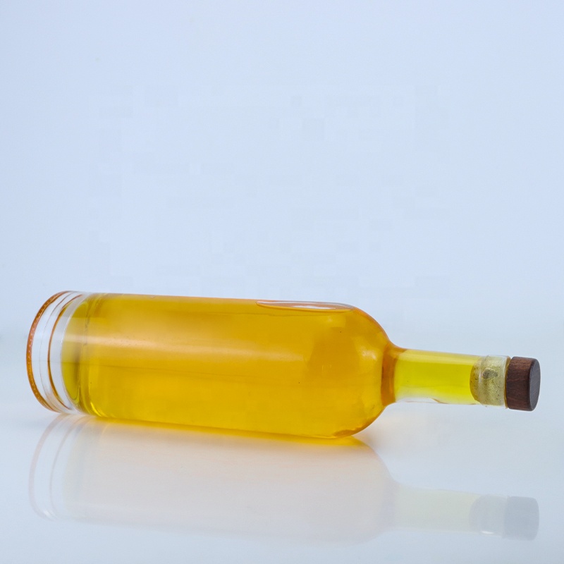 Clear or Customized Glass Bottle Unique 700ml 750ml for Whiskey Tequila Brandy Rum Gin