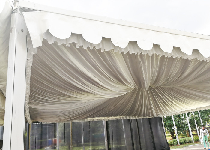 Rain proof Bline Tent Alpain Tent With Roof Rain gutters Commercial Party Tent 100 People Capacity