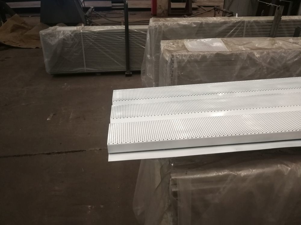 OEM Perforated Galvanized Sheet Metal Punched Aluminum Sheets Sound Absorption