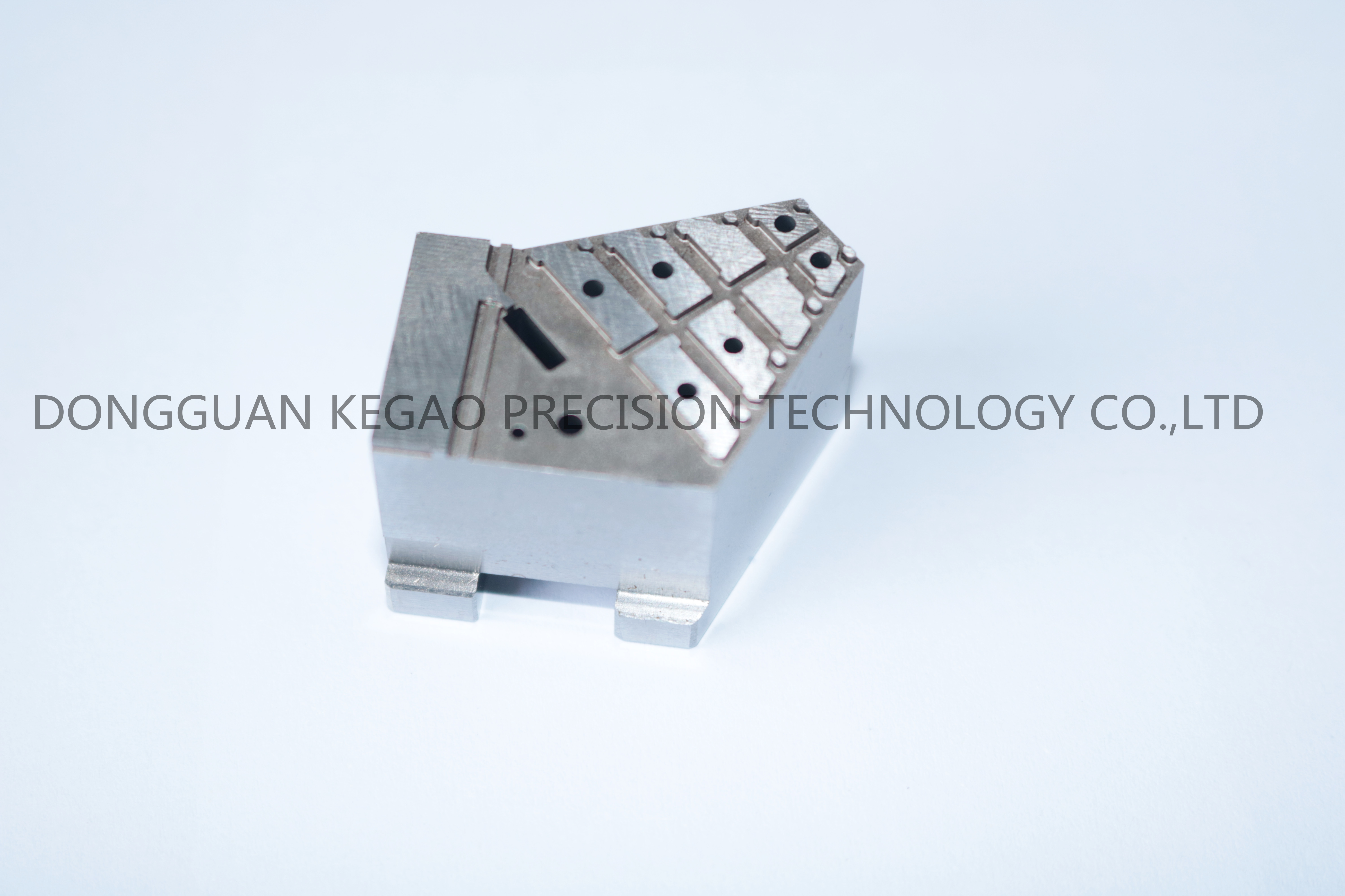 Polishing Connector Mold Parts 1.2344 Material , 48HRC Cnc Lathe Machining Parts