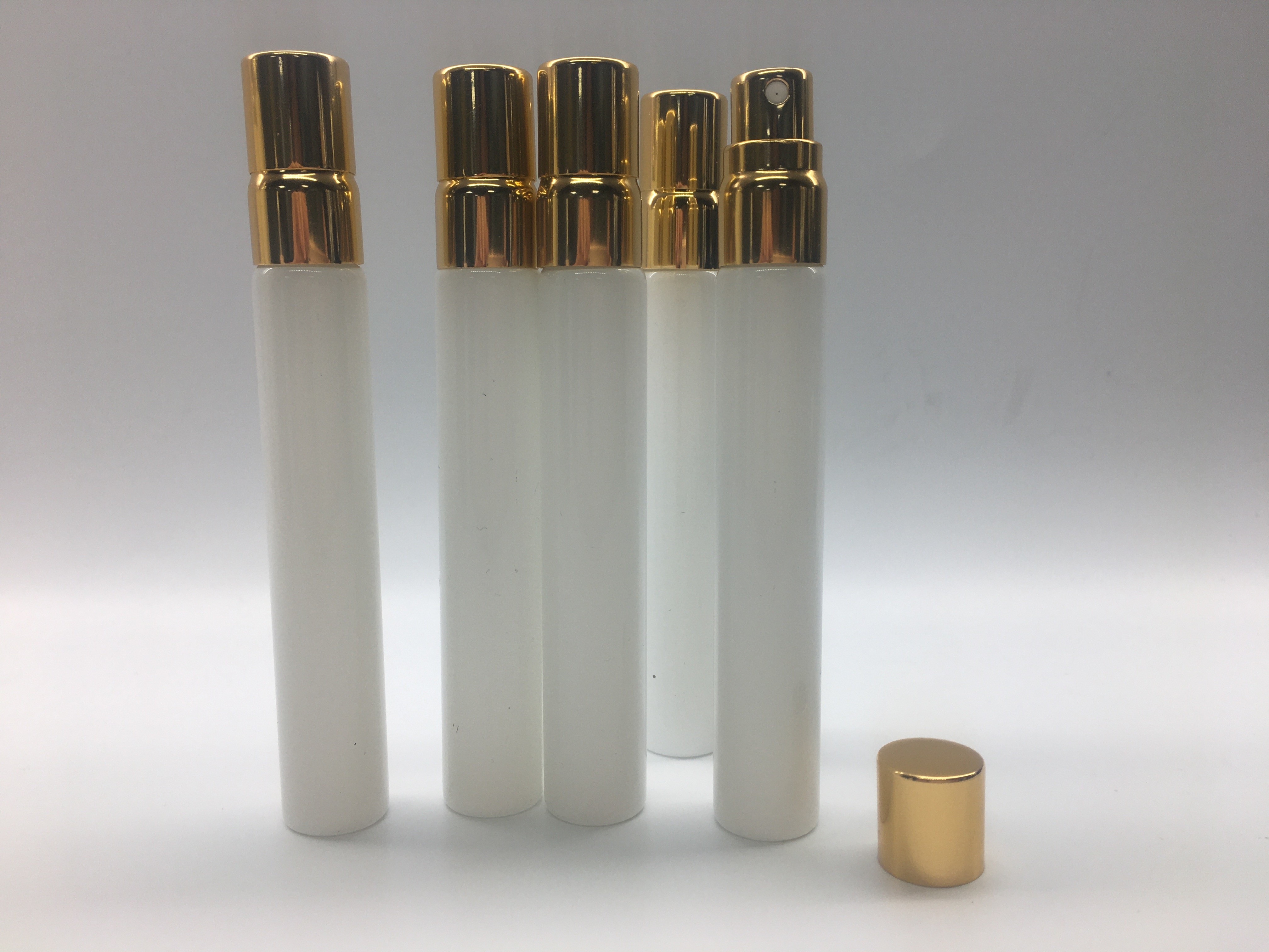 10ml 5ml 2ml Perfume Glass Vial Aluminum Gold / Silver Screw Cap With Sprayer