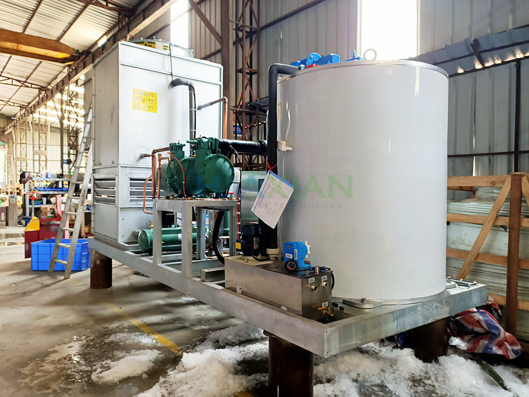 Industrial Flake Ice Machine 10 Ton Evaporative Fresh Water For Fishes