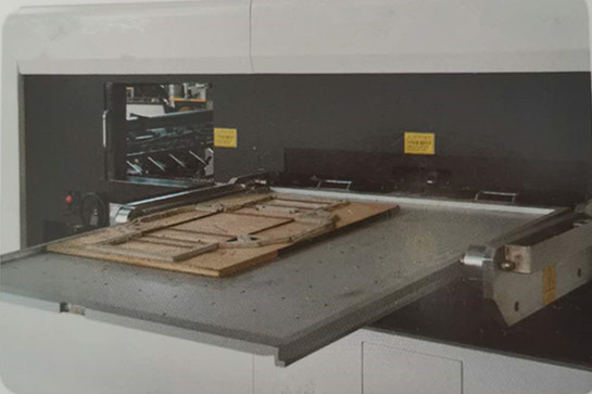 Semi-Automatic Paper Box Carton Making Die Cutting Creasing Machine for 's Products