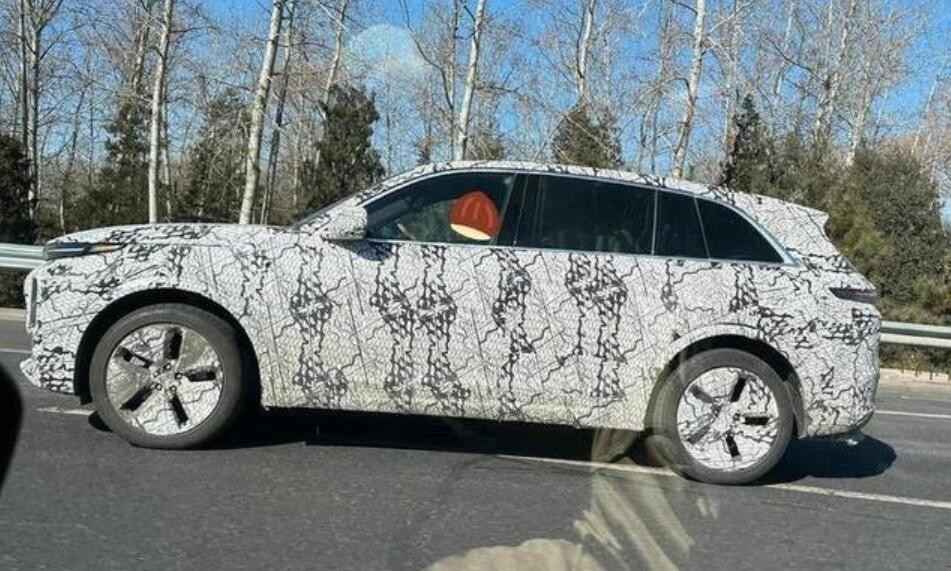 2024 Presale NEW Hybrid Li Auto L6 2024 Luxury Electric Car 4WD Lixiang L6 E-REV SUV Li L6 New Energy Vehicle