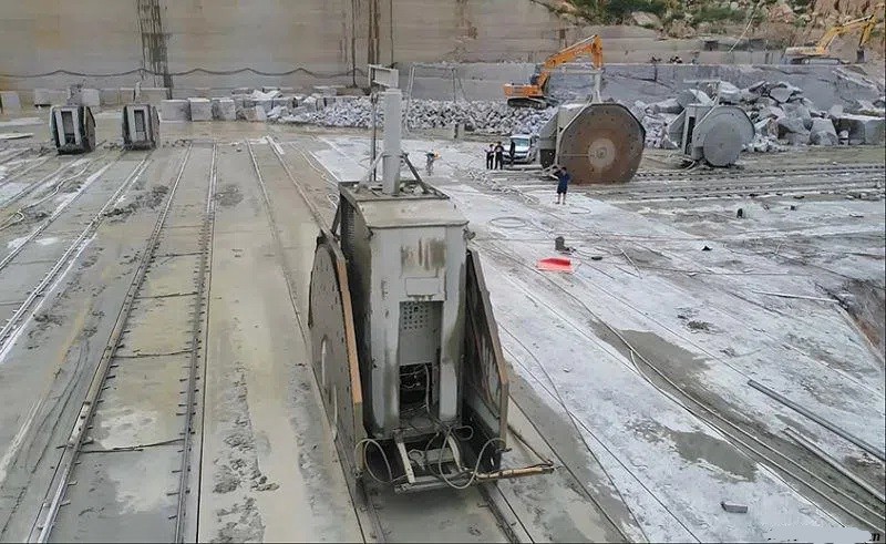Quarry Stone Cutting Machine